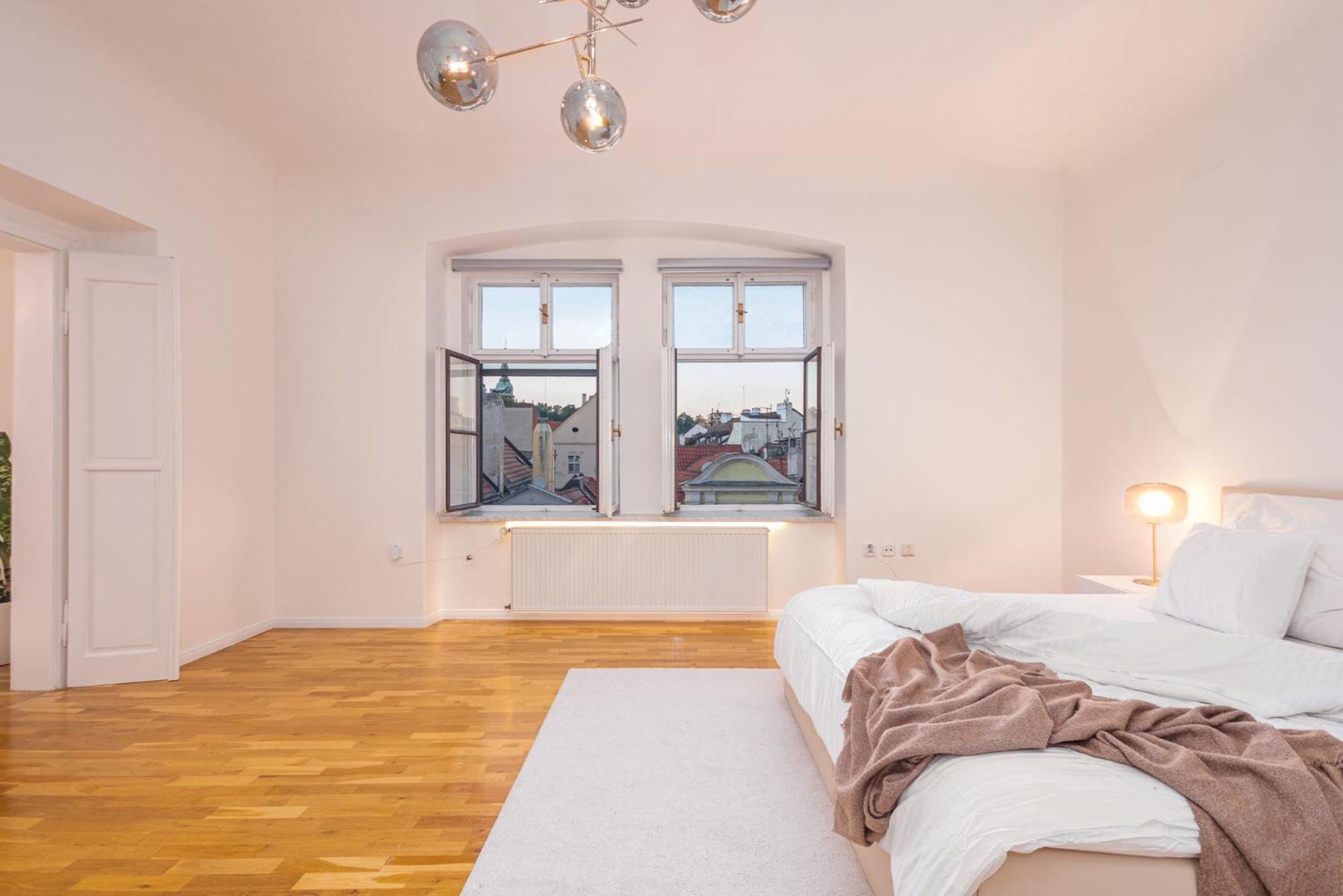 Apartment Stylish Gem By Charles Bridge With A Stunning View Prag